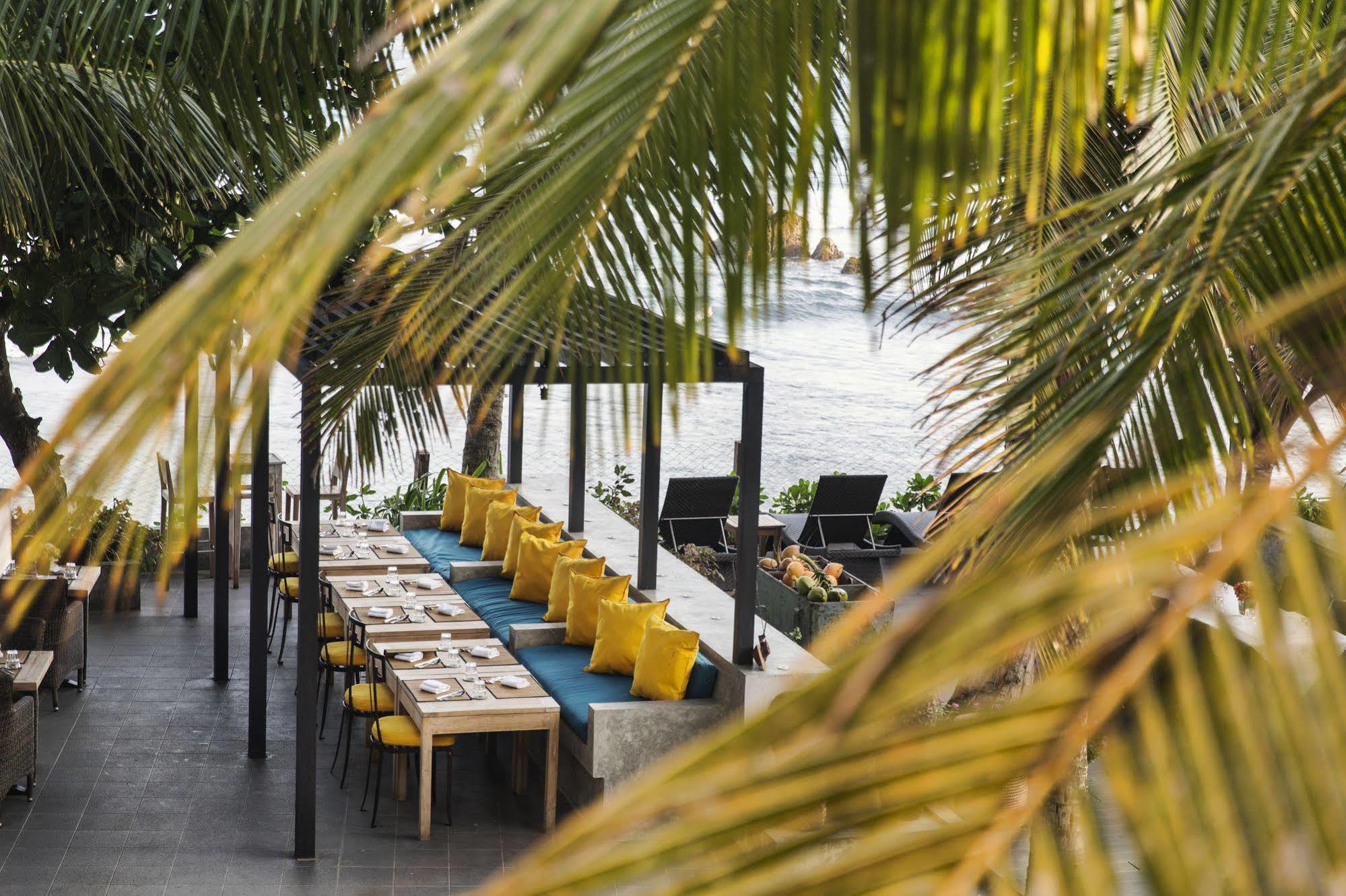 Owl And The Pussycat Hotel & Restaurant อูนาวาตูนา ภายนอก รูปภาพ